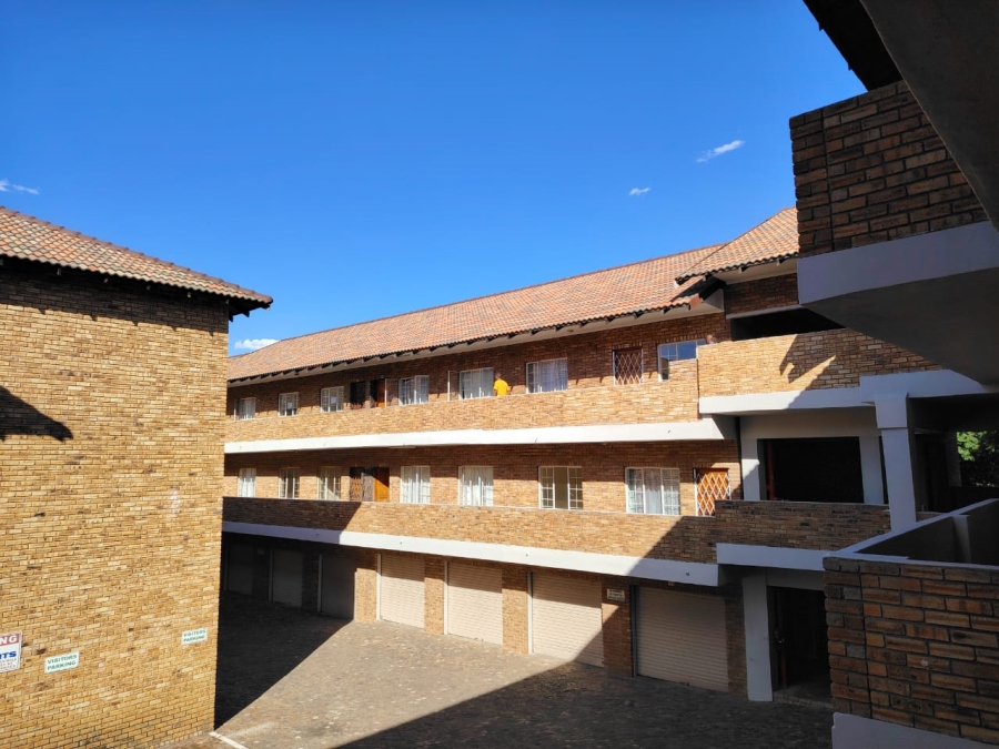 3 Bedroom Property for Sale in Rustenburg Central North West